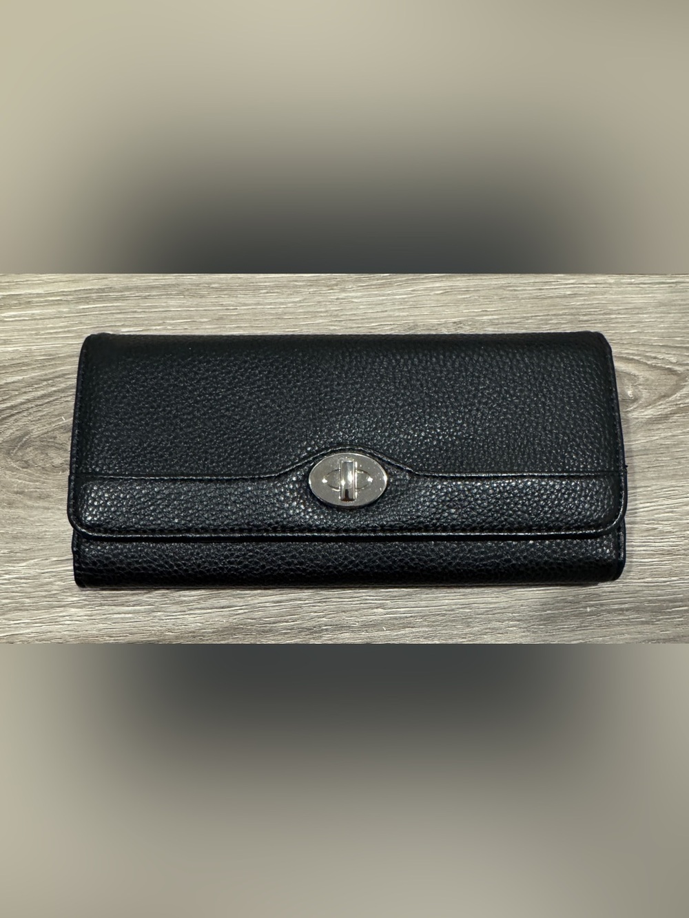 Safe Keeper Women's Black Leather Clutch Wallet - Gently Used Like New
